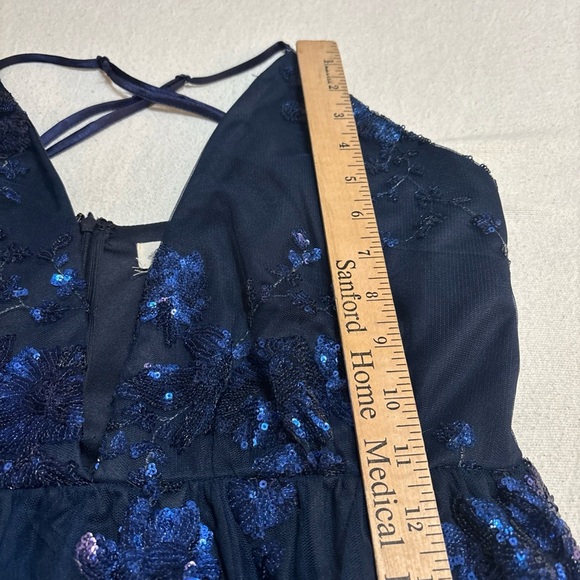 Evening Gown Navy Lace Shear Sequins Spaghetti Strap Deep V-Neck SzL Lined - Picture 9 of 12